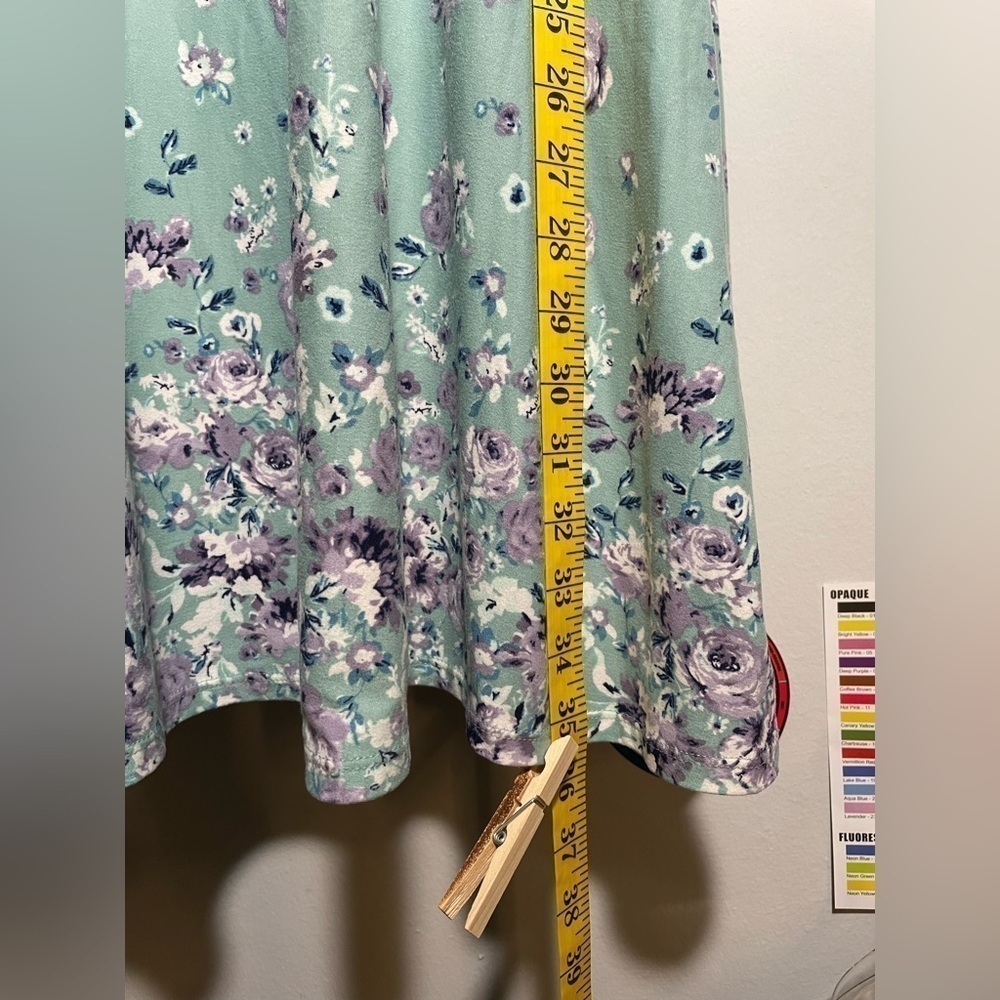 No boundaries floral dress 👗 - Picture 2 of 9